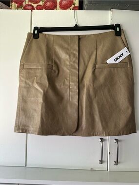 🤎 NWT DKNY Faux Leather Mini Skirt Size 12 MSRP $99